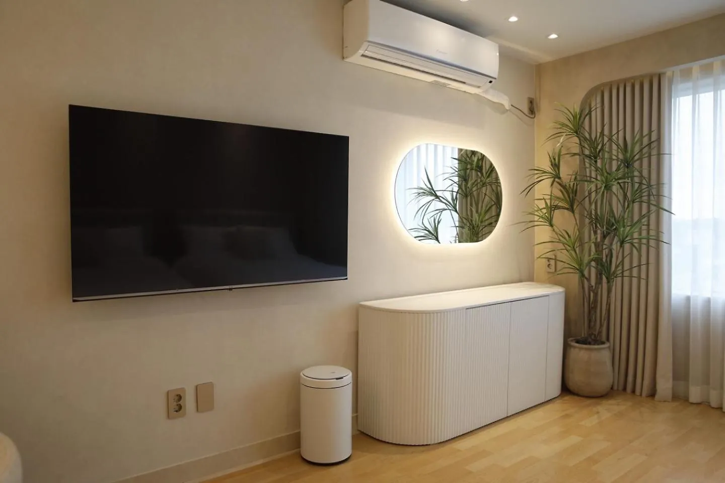 Apartment Sweet My Home Hongdae Seoul